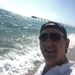 Meet your Posher, Avrom